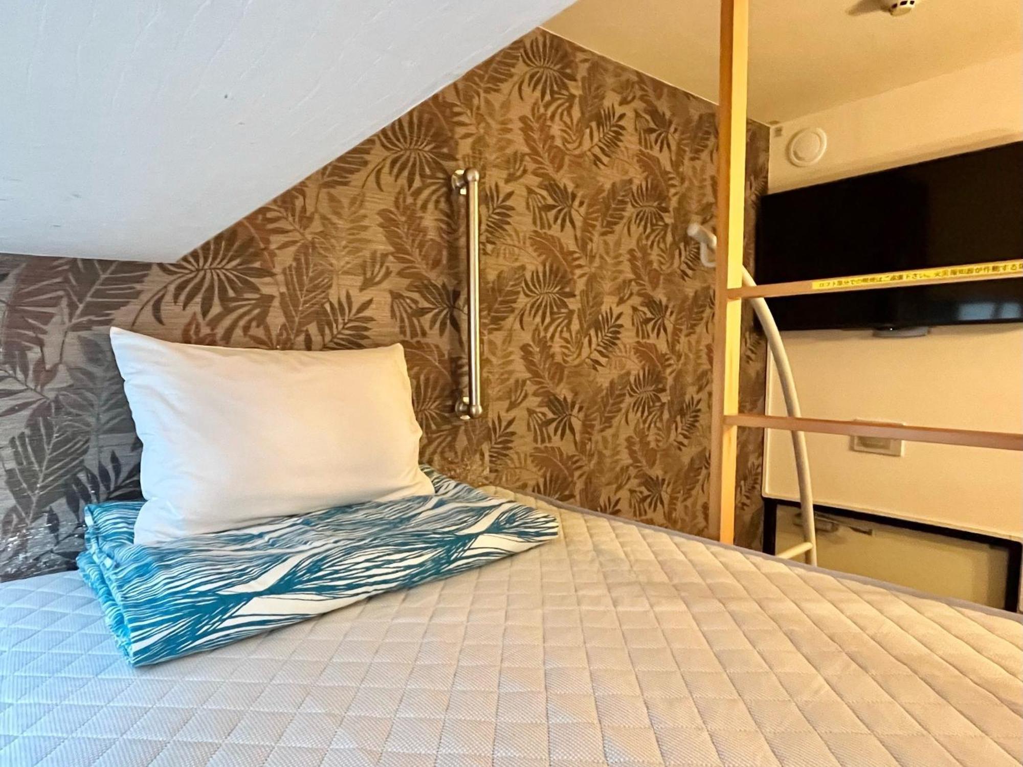 Hotel Stork Naha Shintoshin - Vacation Stay 27627V Bagian luar foto